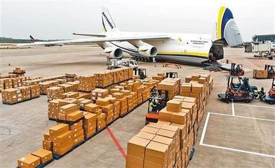 民航局預計“五一”旅客量降七成，大型航司日虧億元，貨運成亮點